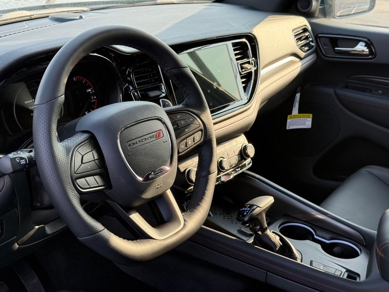 Dodge Durango Vehicle Full-screen Gallery Image 21