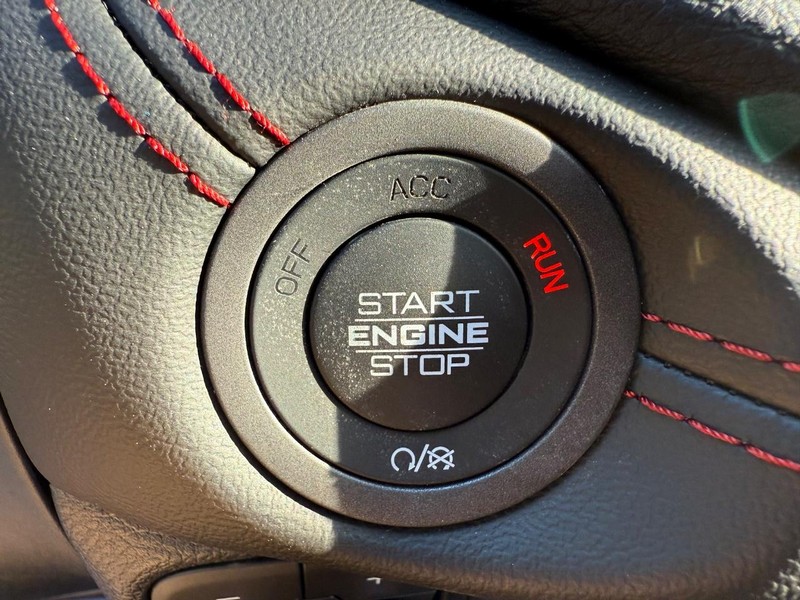 Dodge Durango Vehicle Full-screen Gallery Image 24