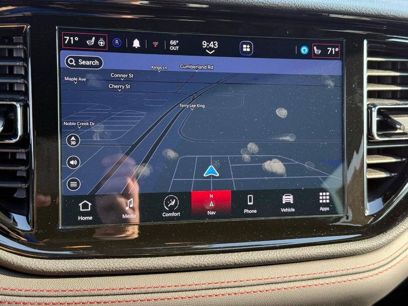 Dodge Durango Vehicle Full-screen Gallery Image 26