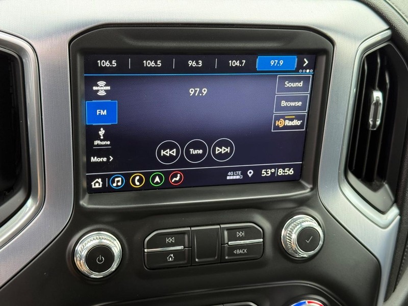 GMC Sierra 1500 Vehicle Full-screen Gallery Image 24