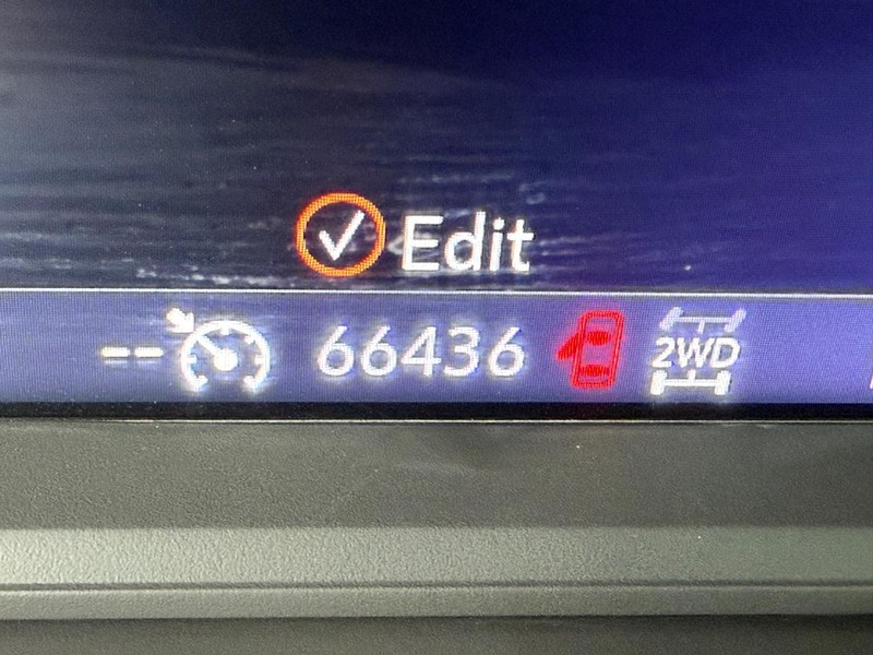 GMC Sierra 1500 Vehicle Full-screen Gallery Image 30