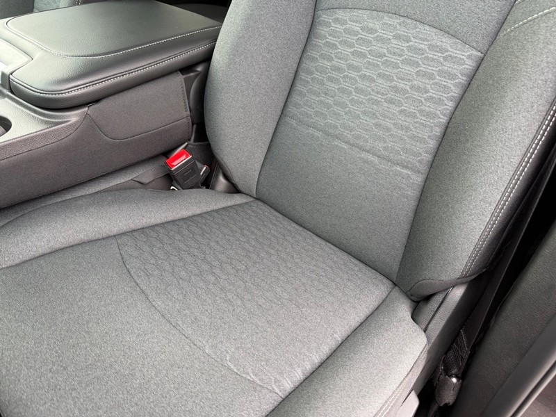 Ram 2500 Vehicle Full-screen Gallery Image 29