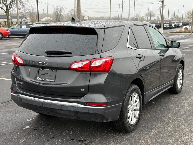 Chevrolet Equinox Vehicle Full-screen Gallery Image 3
