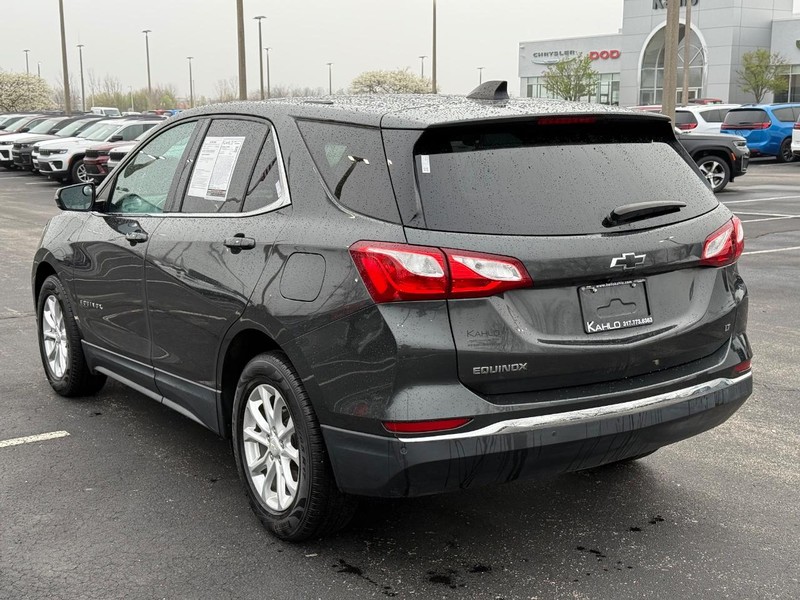 Chevrolet Equinox Vehicle Full-screen Gallery Image 5
