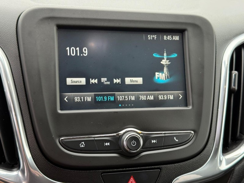 Chevrolet Equinox Vehicle Full-screen Gallery Image 25