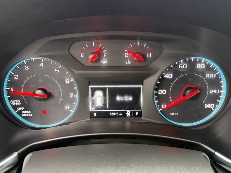 Chevrolet Equinox Vehicle Full-screen Gallery Image 30