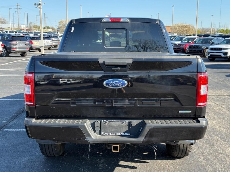 Ford F-150 Vehicle Full-screen Gallery Image 4