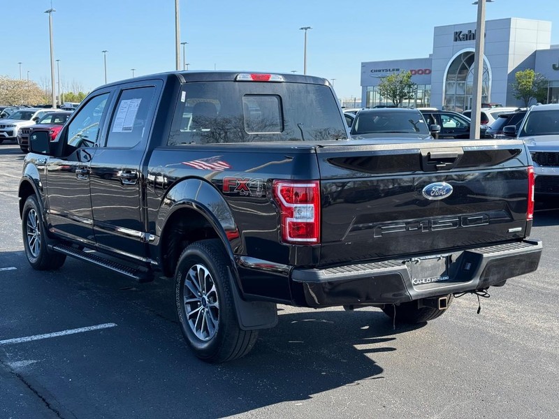 Ford F-150 Vehicle Full-screen Gallery Image 5