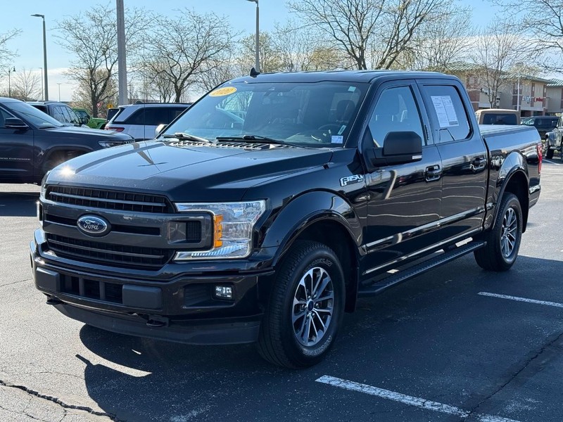 Ford F-150 Vehicle Full-screen Gallery Image 8