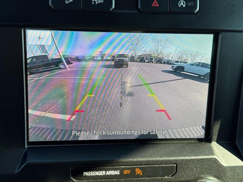 Ford F-150 Vehicle Full-screen Gallery Image 23