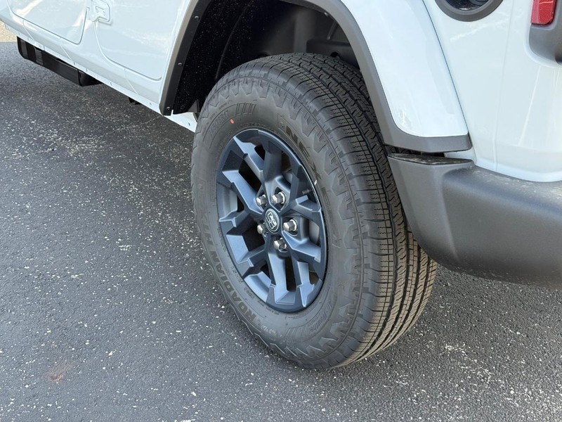 Jeep Wrangler Vehicle Full-screen Gallery Image 6