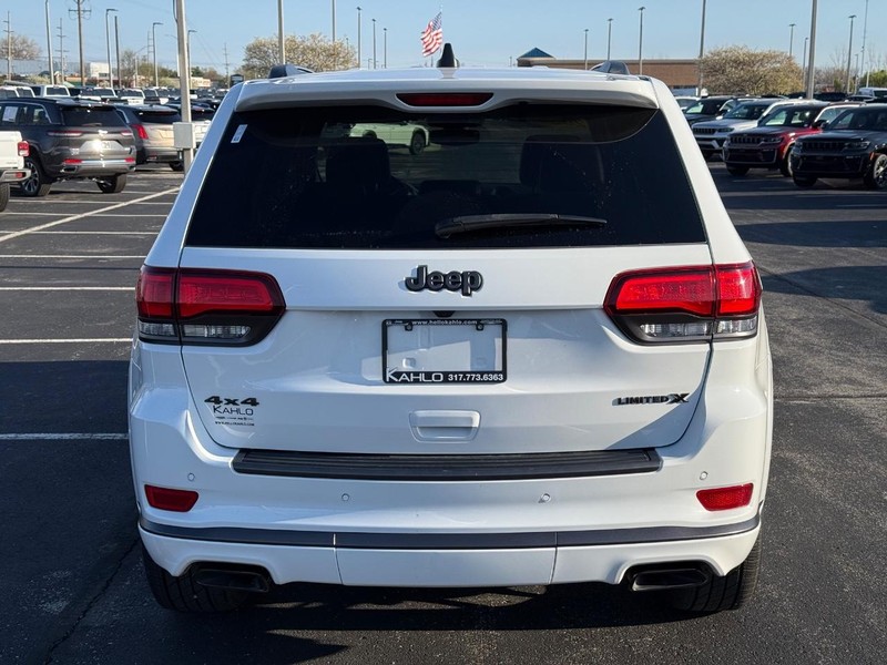 Jeep Grand Cherokee Vehicle Full-screen Gallery Image 4
