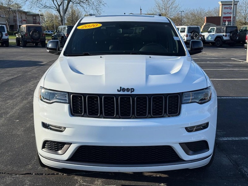 Jeep Grand Cherokee Vehicle Full-screen Gallery Image 10