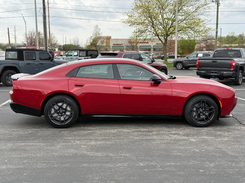 Dodge Charger Vehicle Full-screen Gallery Image 2