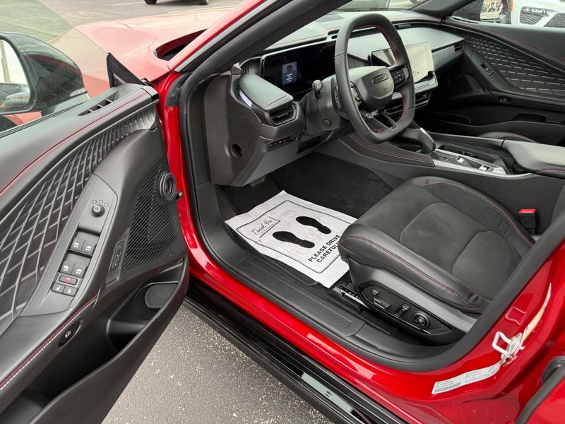 Dodge Charger Vehicle Full-screen Gallery Image 18