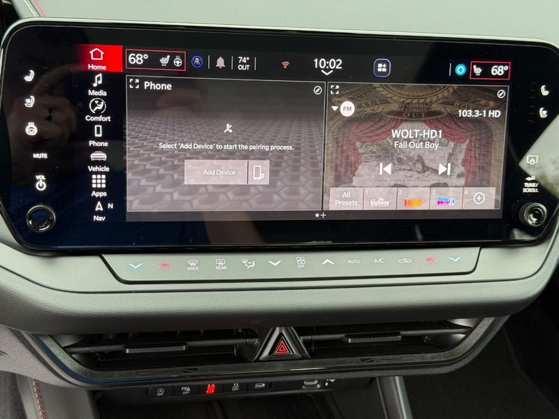 Dodge Charger Vehicle Full-screen Gallery Image 24