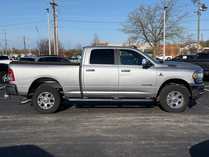 Ram 2500 Vehicle Full-screen Gallery Image 2