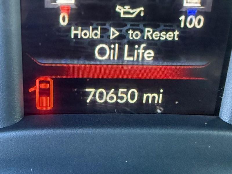 Ram 2500 Vehicle Full-screen Gallery Image 29