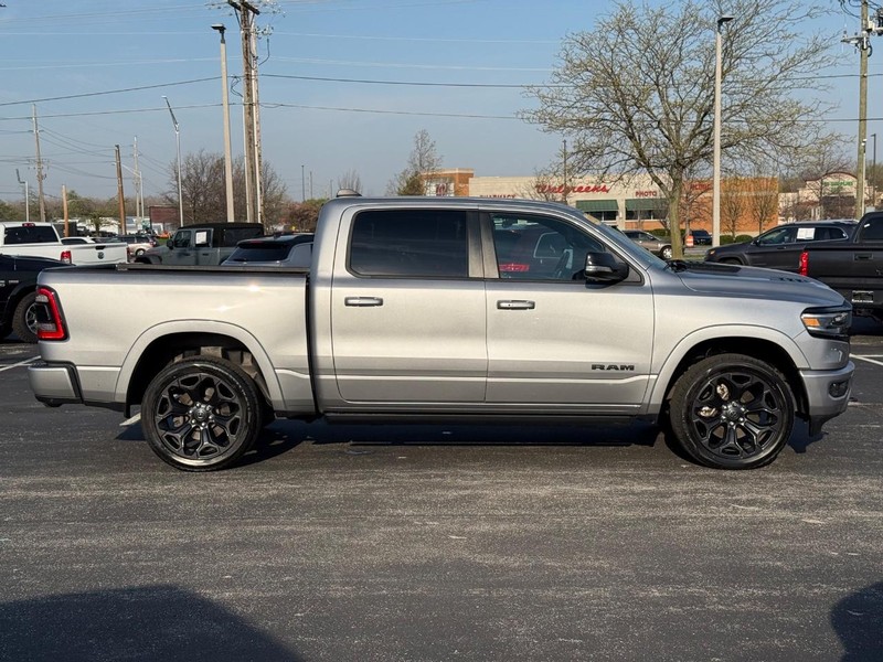 Ram 1500 Vehicle Full-screen Gallery Image 2