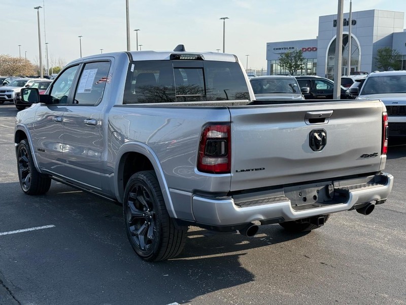 Ram 1500 Vehicle Full-screen Gallery Image 5