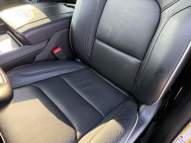 Ram 1500 Vehicle Full-screen Gallery Image 30