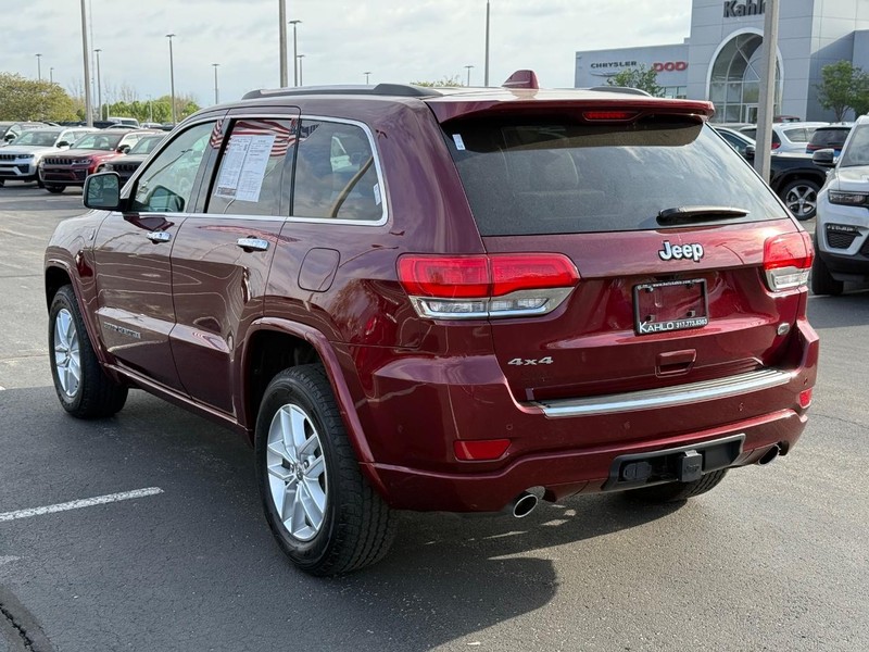 Jeep Grand Cherokee Vehicle Full-screen Gallery Image 5