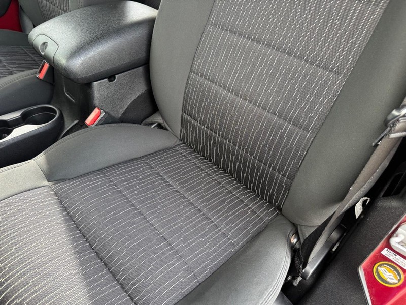 Jeep Wrangler Unlimited Vehicle Full-screen Gallery Image 29