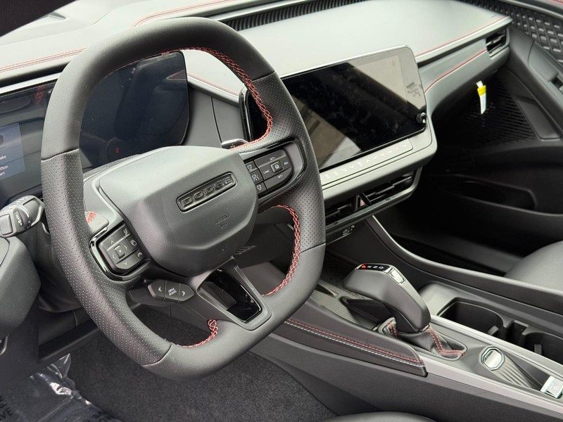 Dodge Charger Vehicle Full-screen Gallery Image 20