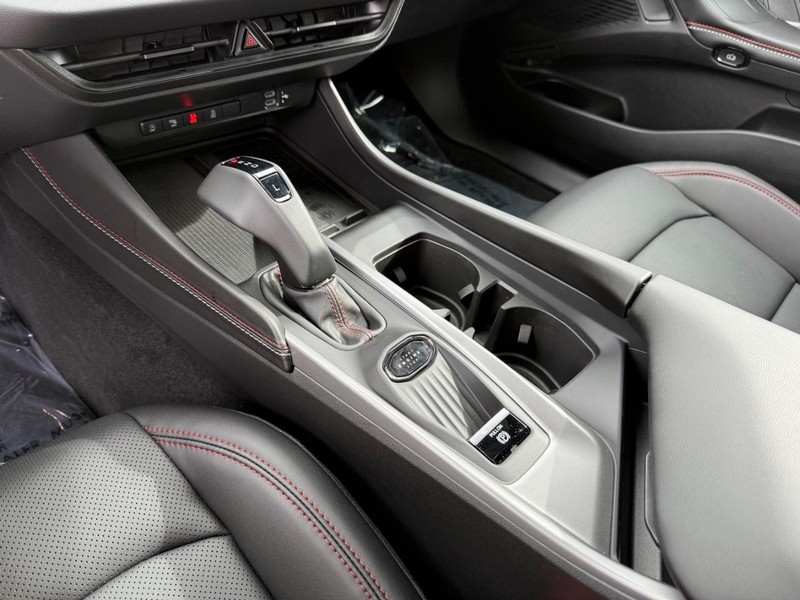 Dodge Charger Vehicle Full-screen Gallery Image 26