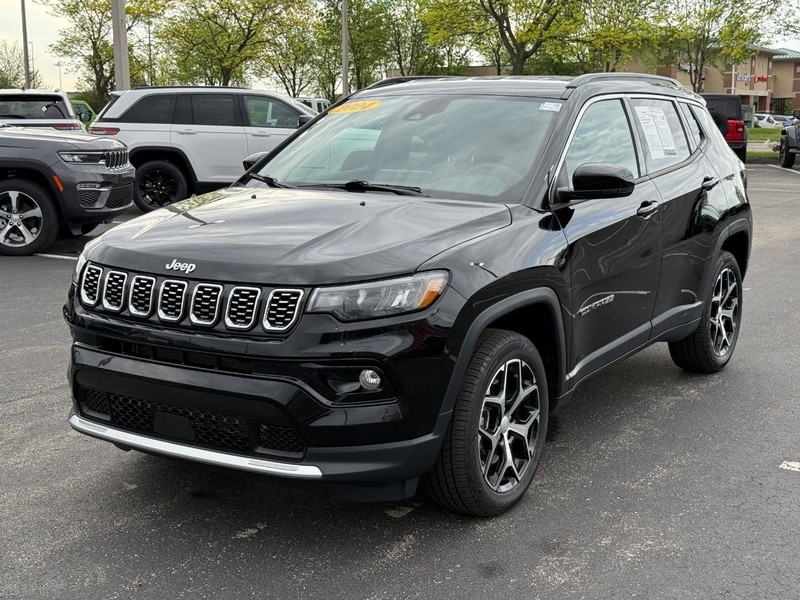 Jeep Compass Vehicle Full-screen Gallery Image 9