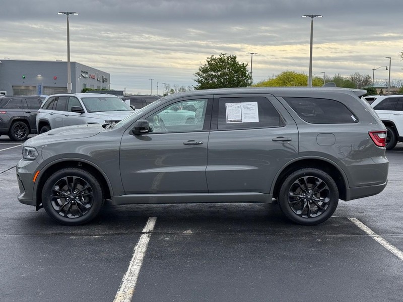 Dodge Durango Vehicle Full-screen Gallery Image 9