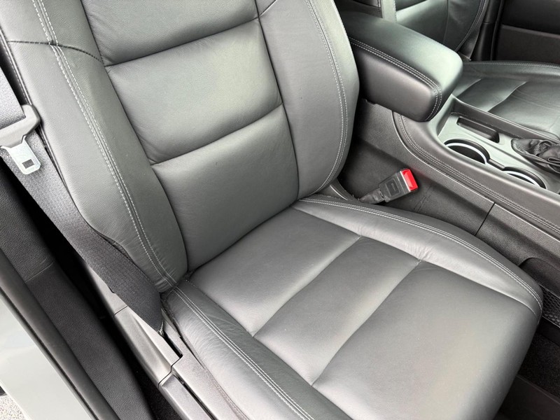 Dodge Durango Vehicle Full-screen Gallery Image 17