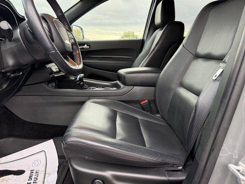 Dodge Durango Vehicle Full-screen Gallery Image 19
