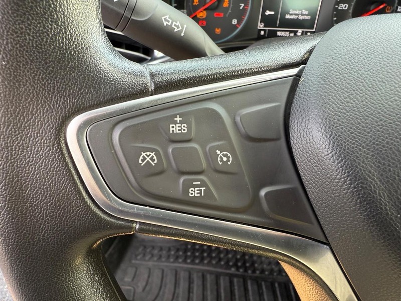 Chevrolet Malibu Vehicle Full-screen Gallery Image 19