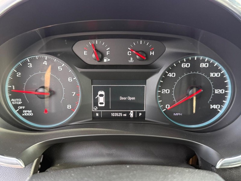 Chevrolet Malibu Vehicle Full-screen Gallery Image 27