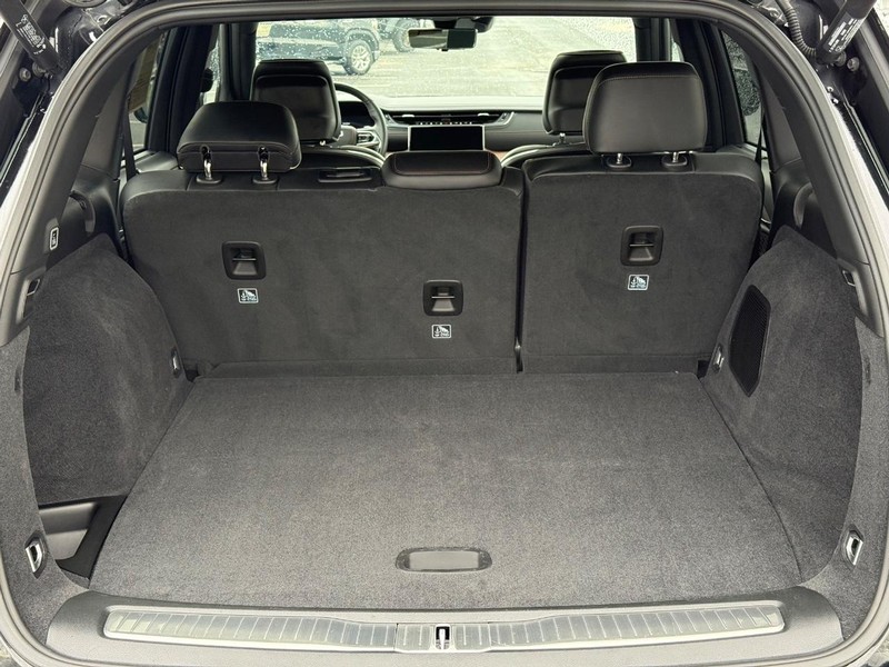 Jeep Grand Cherokee Vehicle Full-screen Gallery Image 7