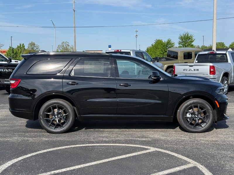 Dodge Durango Vehicle Full-screen Gallery Image 2