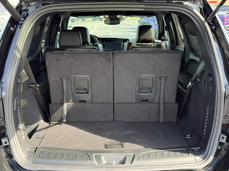 Dodge Durango Vehicle Full-screen Gallery Image 7