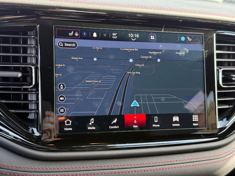 Dodge Durango Vehicle Full-screen Gallery Image 26