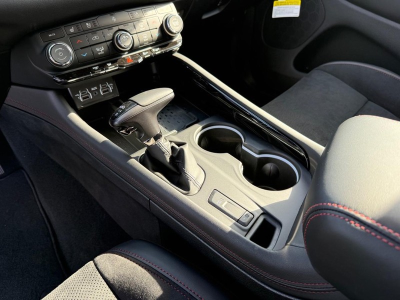 Dodge Durango Vehicle Full-screen Gallery Image 29