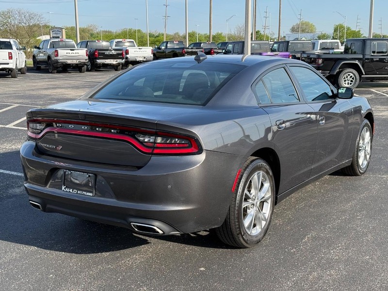 Dodge Charger Vehicle Full-screen Gallery Image 03