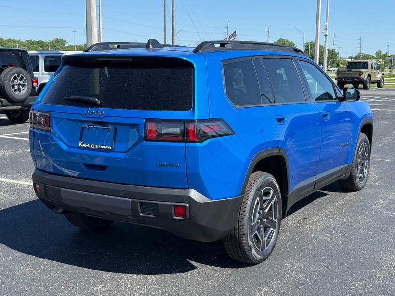 Jeep Cherokee Vehicle Full-screen Gallery Image 3