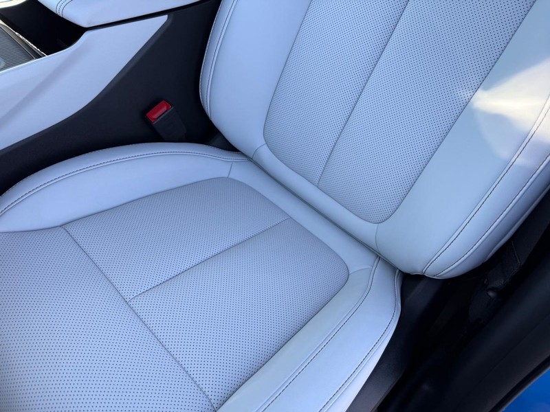 Jeep Cherokee Vehicle Full-screen Gallery Image 30