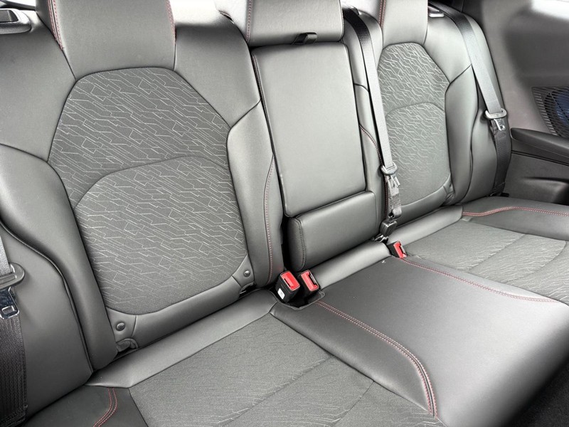 Dodge Charger Vehicle Full-screen Gallery Image 14