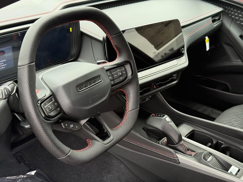 Dodge Charger Vehicle Full-screen Gallery Image 17