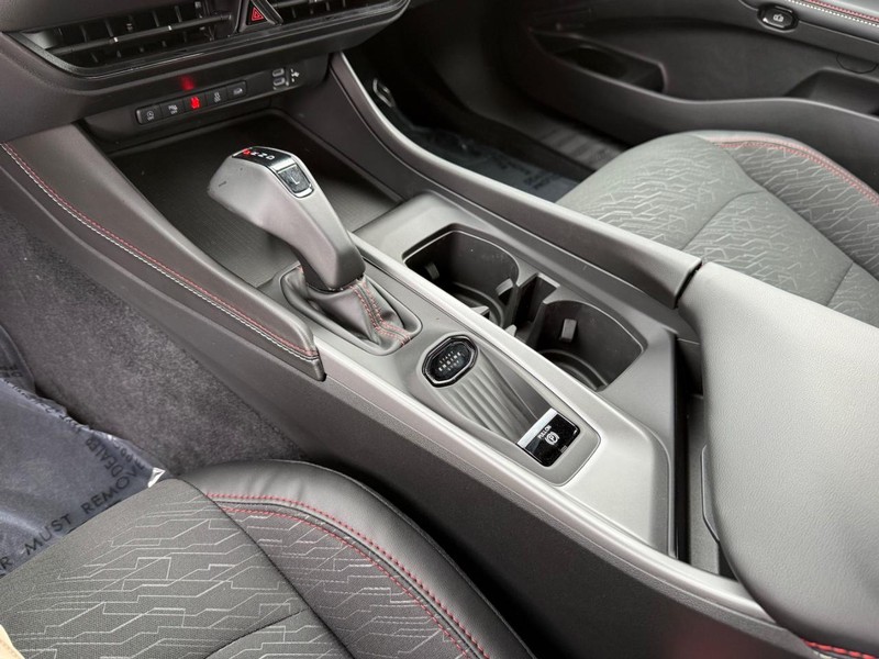 Dodge Charger Vehicle Full-screen Gallery Image 23