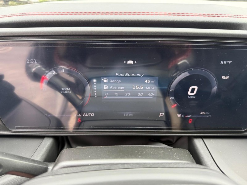 Dodge Charger Vehicle Full-screen Gallery Image 25