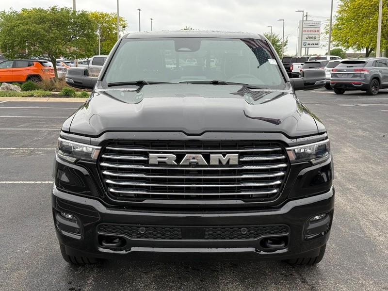 Ram 1500 Vehicle Full-screen Gallery Image 10