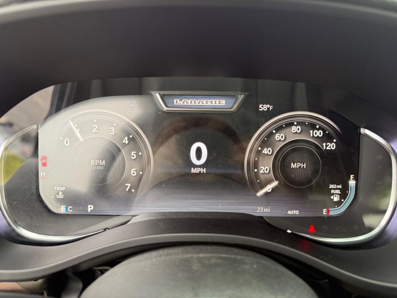 Ram 1500 Vehicle Full-screen Gallery Image 29