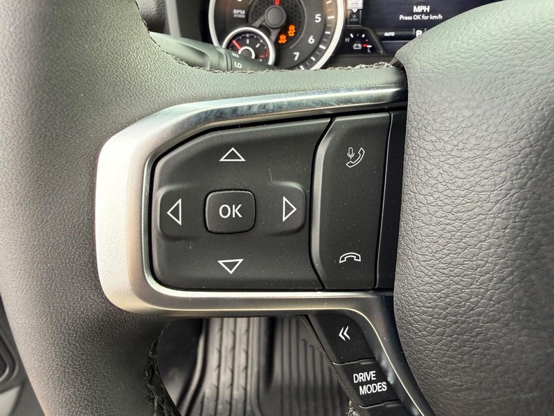 Ram 1500 Vehicle Full-screen Gallery Image 20
